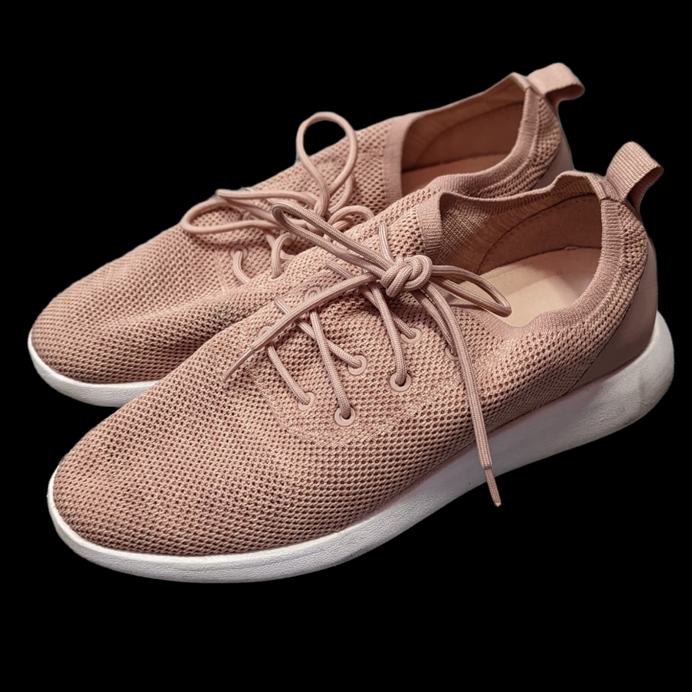 Aldo Sneakers / Size 7.5 / Light Pink / Used